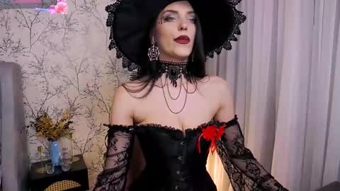 Emily online show from October 31, 11:42 pm