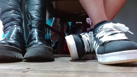 TELL ME MISS online show from February 11, 5:14 pm