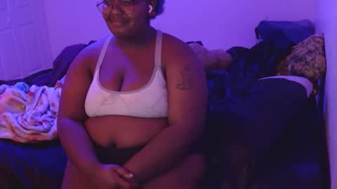 Misstrezzkristina online show from February 22, 12:11 am