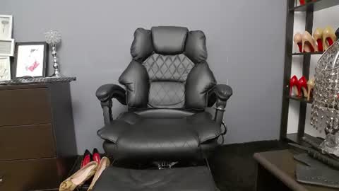 Miss Von Tease online show from July 28, 7:39 pm