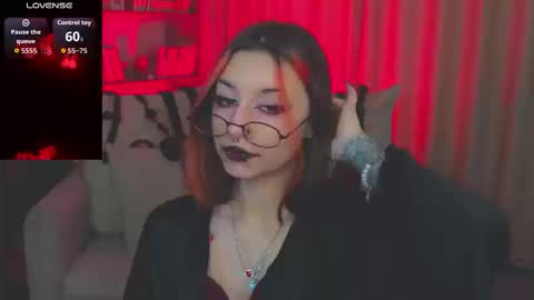 Marcelline online show from March 14, 9:43 am