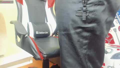 Snapshot of mistress_adel chatting on February 20, 5:12 am mistress_adel online show from February 20, 5:12 am