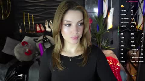 Snapshot of mistress_darsy chatting on September 25, 2:05 pm Darsy online show from September 25, 2:05 pm