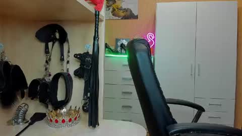 Mistress Kristi online show from June 11, 6:49 pm