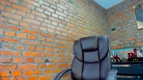 mistress_milana_ online show from January 5, 5:27 pm