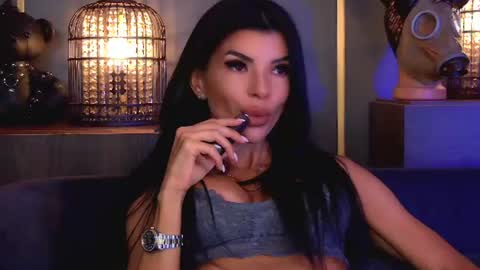 Elenia online show from June 24, 11:31 am