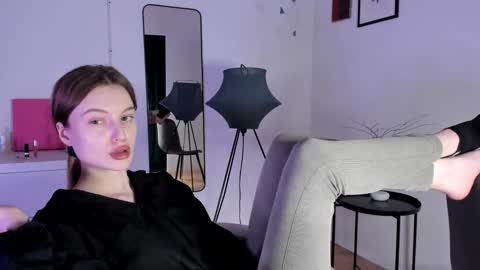 mistresselizy online show from November 19, 6:19 pm