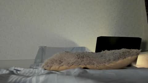 Snapshot of mistresselizy chatting on February 20, 2:07 am mistresselizy online show from February 20, 2:07 am