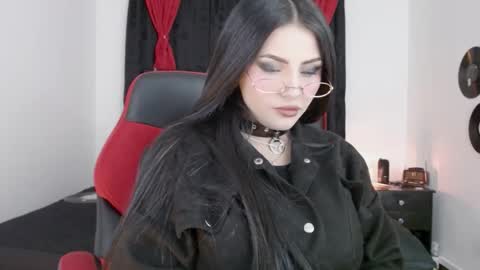 Snapshot of mistresslombana_666 chatting on January 24, 4:48 am Mistresslombana online show from January 24, 4:48 am