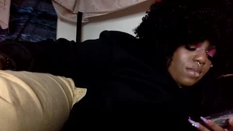 Snapshot of mistressmystii chatting on January 30, 4:16 am Mistress Mystii online show from January 30, 4:16 am