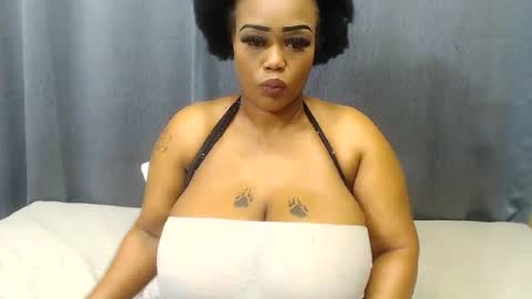 MistressOfMelons online show from July 22, 7:09 am
