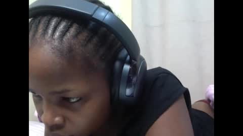 misty_shee online show from January 18, 9:16 am