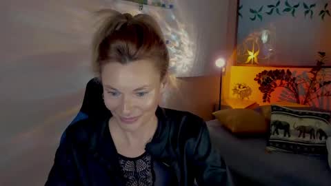 MistyBarnes NONUDE MODEL online show from May 11, 4:04 pm
