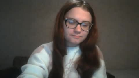 Snapshot of miyabe chatting on December 21, 7:24 am Milana online show from December 21, 7:24 am