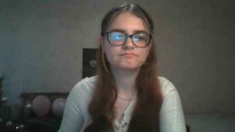 Snapshot of miyabe chatting on March 8, 7:13 am Milana online show from March 8, 7:13 am