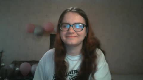 Snapshot of miyabe chatting on March 5, 1:17 pm Milana online show from March 5, 1:17 pm