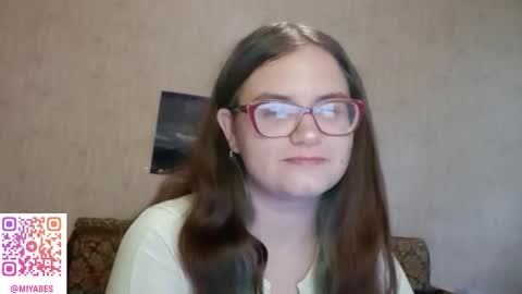 Snapshot of miyabe chatting on September 24, 1:43 pm Milana online show from September 24, 1:43 pm
