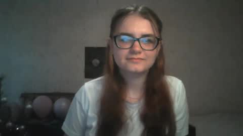 Snapshot of miyabe chatting on March 7, 1:29 pm Milana online show from March 7, 1:29 pm