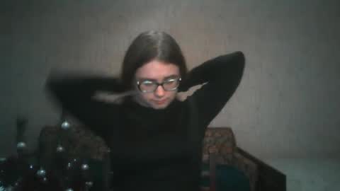 Snapshot of miyabe chatting on January 19, 7:04 am Milana online show from January 19, 7:04 am