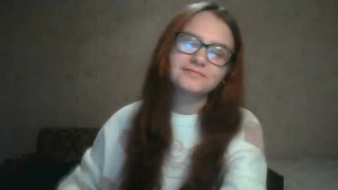 Snapshot of miyabe chatting on December 28, 7:22 am Milana online show from December 28, 7:22 am