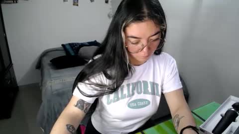 Sam online show from October 27, 10:33 am