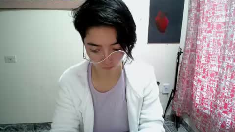 Sam online show from June 16, 11:44 am