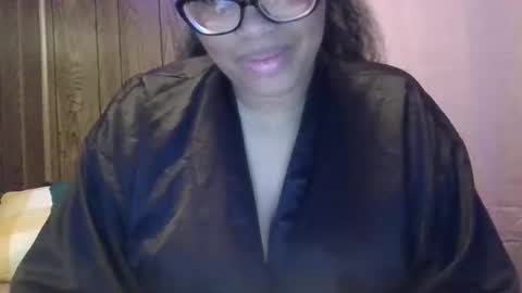 mochacup19 online show from November 24, 1:24 pm
