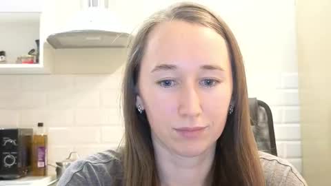 Snapshot of model_10 chatting on October 25, 1:02 am Tatiana online show from October 25, 1:02 am