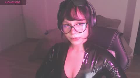 Snapshot of modjo_ chatting on October 31, 4:25 am Modjo online show from October 31, 4:25 am