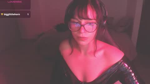 Snapshot of modjo_ chatting on February 16, 4:53 am Modjo online show from February 16, 4:53 am