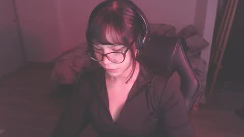 Snapshot of modjo_ chatting on January 11, 11:23 am Modjo online show from January 11, 11:23 am