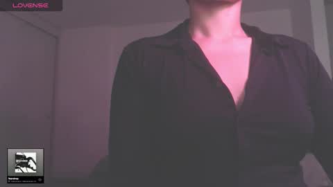 Snapshot of modjo_ chatting on October 11, 3:55 am Modjo online show from October 11, 3:55 am