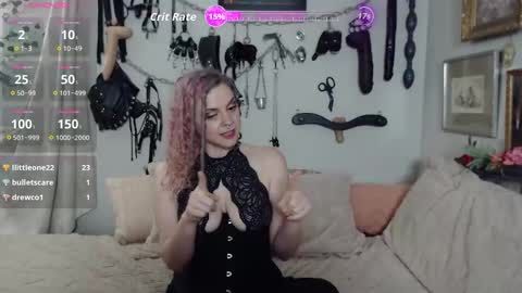 Snapshot of mohawkmischief chatting on October 2, 12:37 am MohawkMischief online show from October 2, 12:37 am