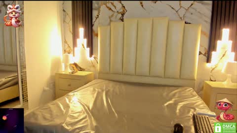 Snapshot of molliebue1 chatting on January 30, 10:19 pm Hey Guys Im Mollie online show from January 30, 10:19 pm