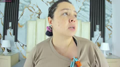 Snapshot of molliebue1 chatting on March 8, 12:07 pm Hey Guys Im Mollie online show from March 8, 12:07 pm