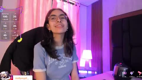 Molly online show from June 20, 4:10 pm