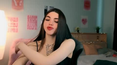 Molly online show from May 15, 4:38 am