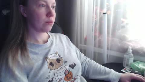 I have new photos come and see with love Molly online show from February 24, 8:24 am