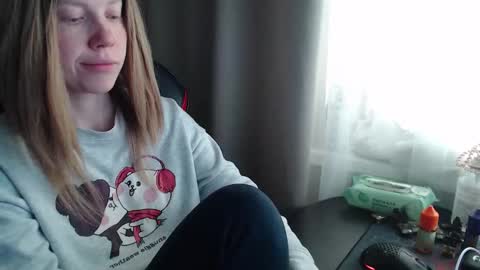Snapshot of molly_royse chatting on September 29, 9:47 am I have new photos come and see with love Molly online show from September 29, 9:47 am