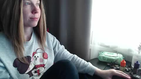Snapshot of molly_royse chatting on September 28, 9:25 am I have new photos come and see with love Molly online show from September 28, 9:25 am