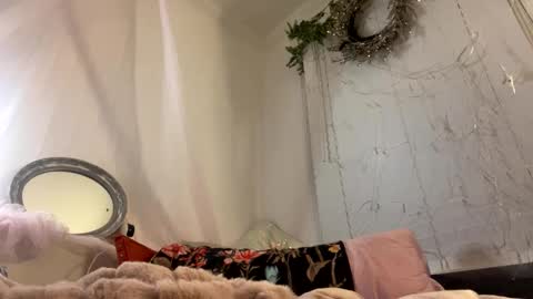 molly_theslut online show from February 28, 3:59 am