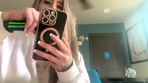 molly_theslut online show from October 8, 6:56 pm