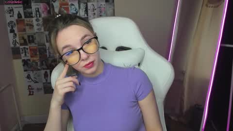 Molly online show from October 21, 1:53 am