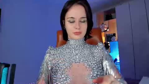 Molly online show from June 26, 8:21 pm