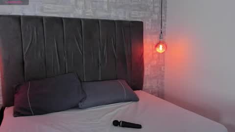 mollyrosse1 online show from October 18, 6:42 pm