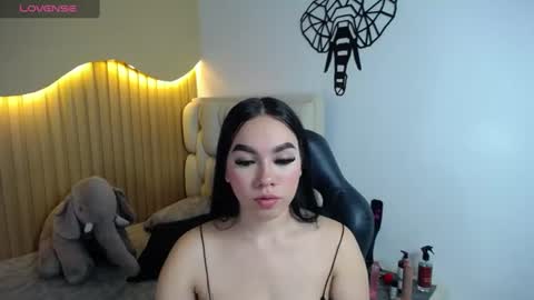 MOLLY online show from July 16, 7:07 pm