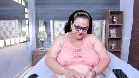 Jelitza online show from July 4, 7:26 am