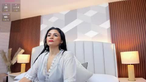 Snapshot of mommy_naughty_ chatting on October 13, 11:35 am Letty Smith online show from October 13, 11:35 am
