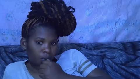 momsdoll online show from January 10, 7:13 am