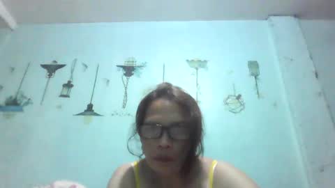momshe_sweet online show from August 1, 9:17 pm